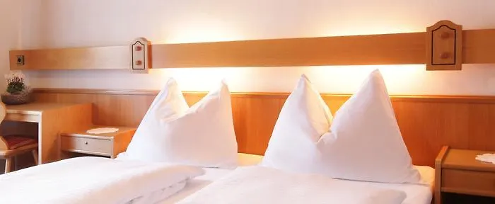 Wartenfels 3* فوشل ام سي